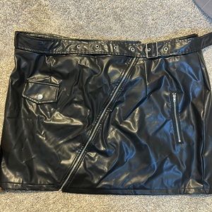 Mini skirt pleather